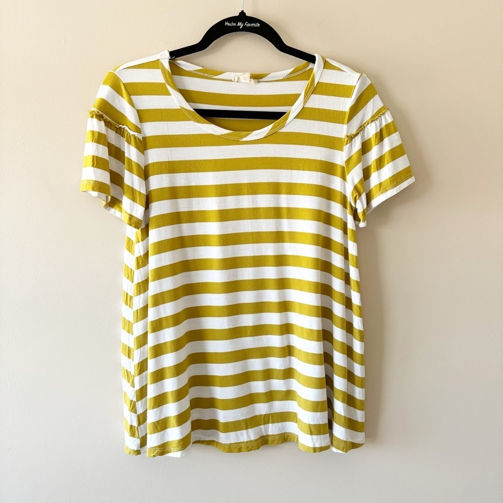 Hem and Thread Yellow and White Flutter Sleeve Stripe Tee Size Small